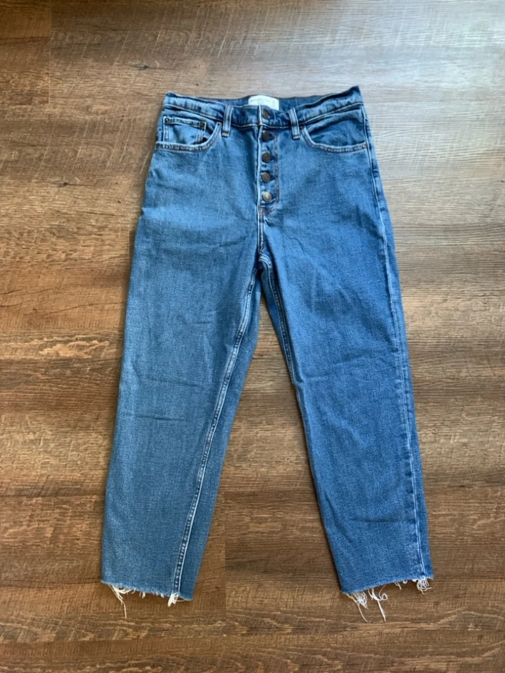 Abercrombie & Fitch The Mom high-rise jeans straight leg raw hem sz 28 EUC 6 - Picture 2 of 16